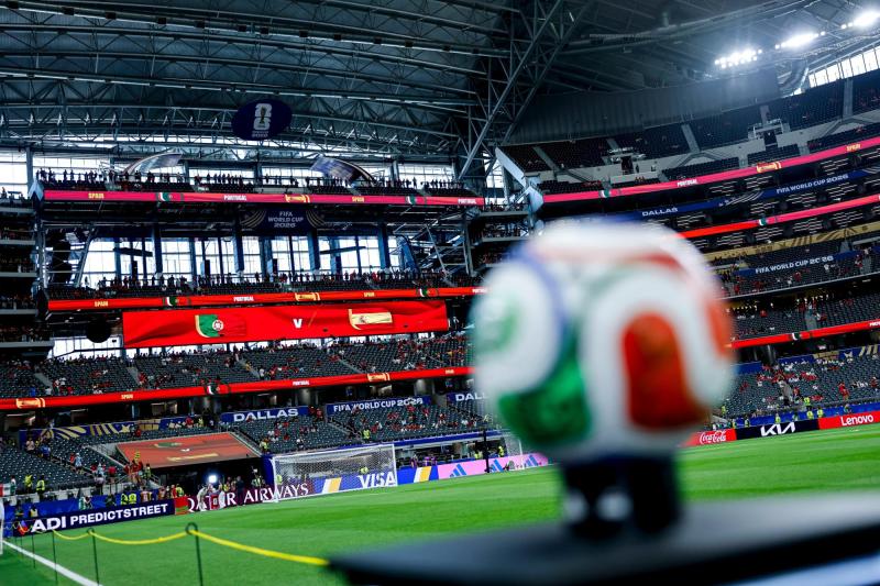 X/selecaoportugal - Portugal y España se enfrentan en Dallas
