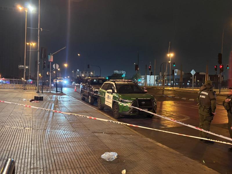 T13 - Homicidio en Estación Central: víctima falleció tras ser apuñalada en la Alameda