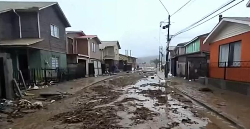 Alcalde de Penco muestra los estragos de las inundaciones