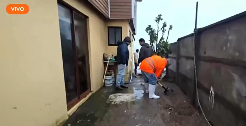 Alcalde de Penco muestra los estragos de las inundaciones