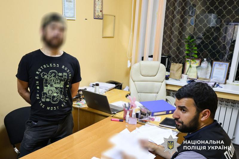 Policía de Nicolaiev - Qué se sabe del chileno detenido en Ucrania por el crimen de dos soldados colombianos | T13