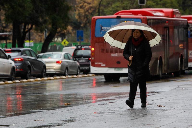 ¿Continuarán las lluvias en agosto en la Región Metropolitana? - Agencia Uno