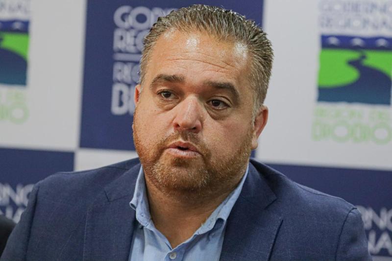 Aton- Gobernador Giacaman se reunió con el biministro Alvarado