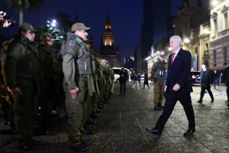 Aton- Kast encabezó operativo policial