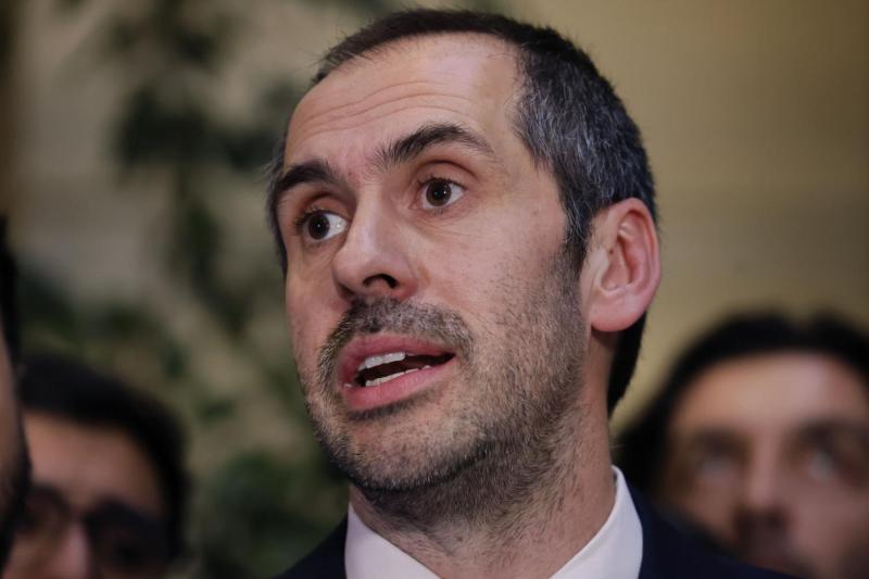 Aton- Exministro Nicolás Grau