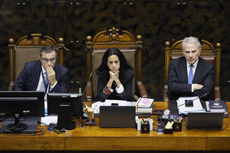 Aton- Núñez y Moreira rechazaron la propuesta de libertarios