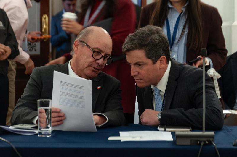 Presidente Kast nombra a Sebastián Vallebona como nuevo subsecretario de Hacienda - Agencia Uno