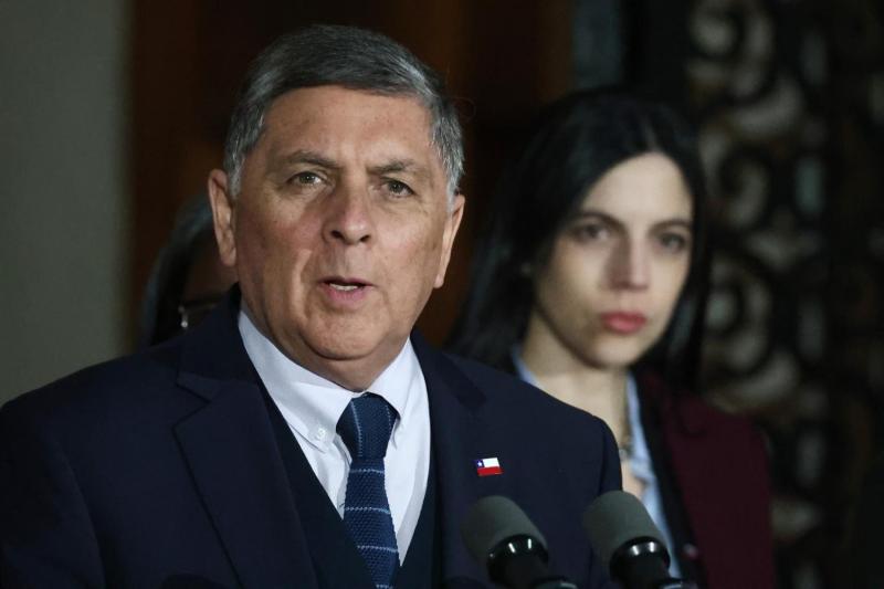 Aton- Biministro Claudio Alvarado