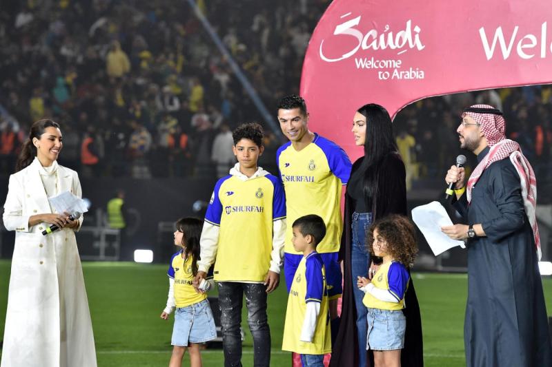 AFP - Cristiano Ronaldo y Georgina Rodríguez