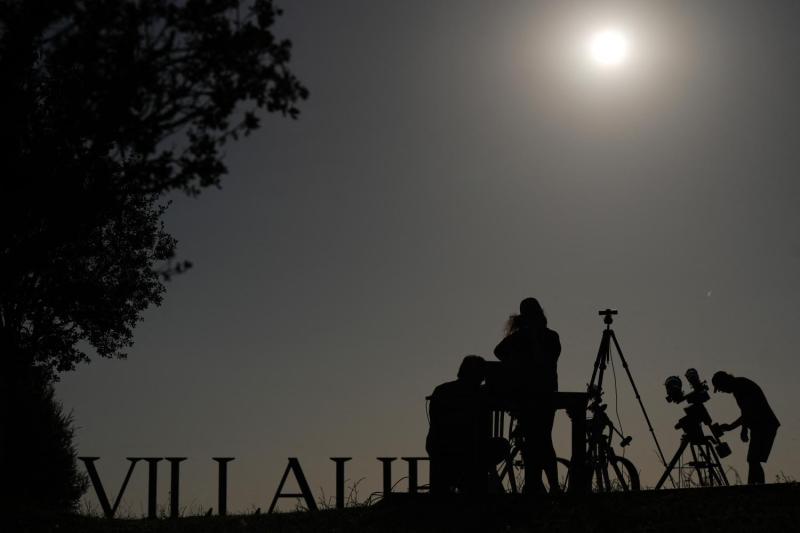 AFP - Cinco cosas a saber sobre el eclipse solar que atravesará España