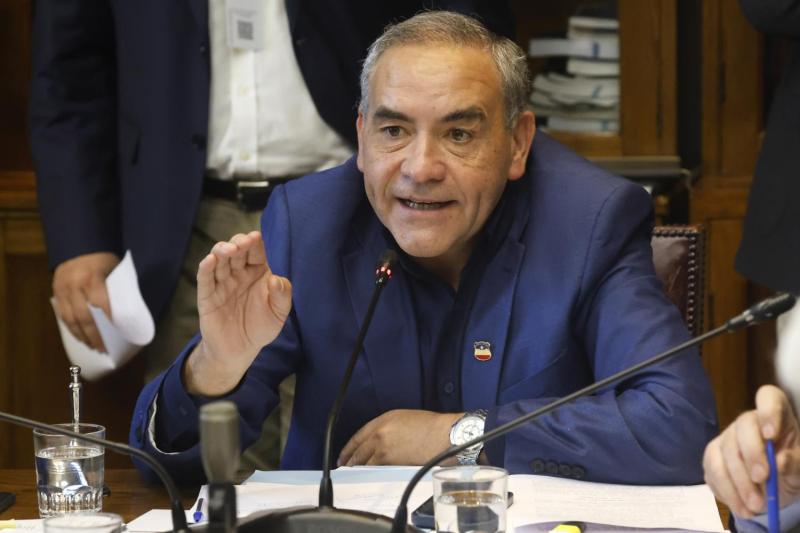 La investigación contra el senador Espinoza (PS) - Aton