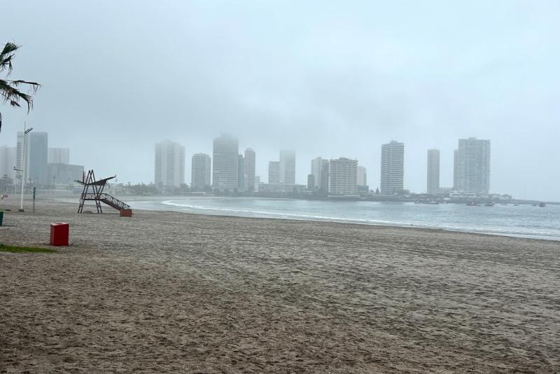 Agencia UNO - Anuncian suspensión de clases este viernes en Iquique, Alto Hospicio y litoral de Huara por sistema frontal