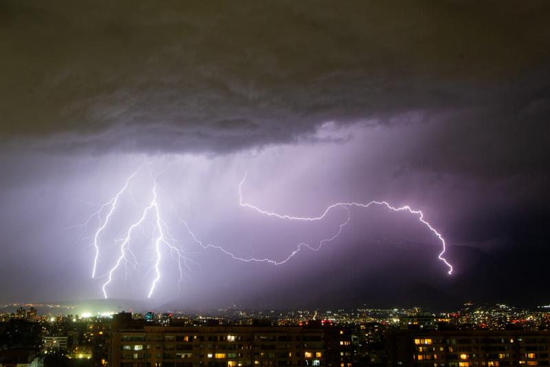 Agencia Uno - Tormenta eléctrica en la RM