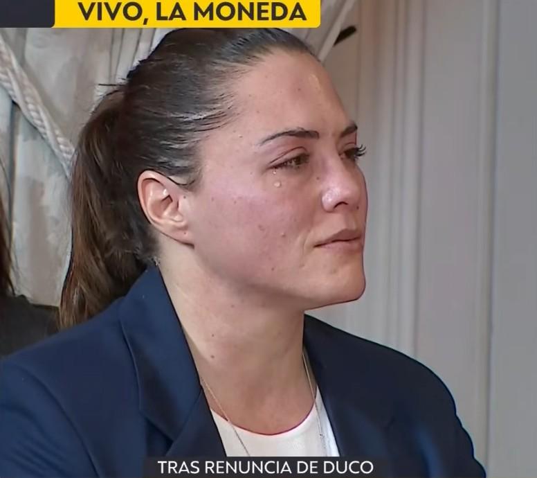 T13 - La emoción de Natalia Duco durante el cambio de gabinete