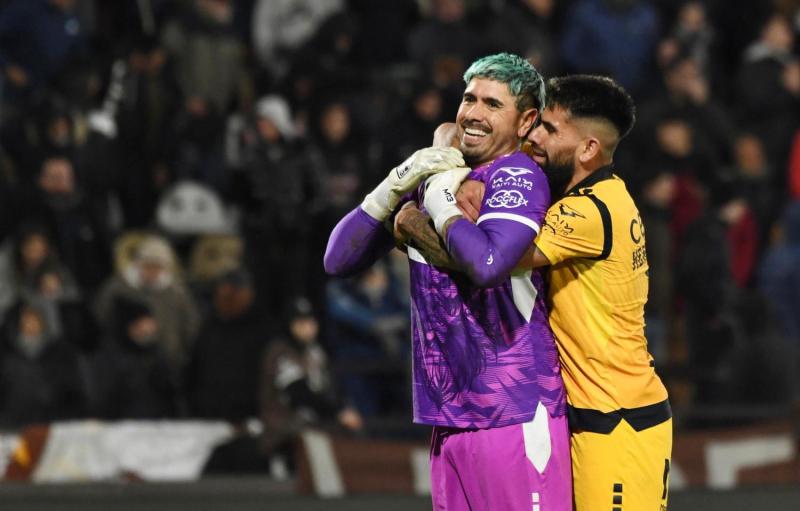 Coquimbo recibe a Platense por Libertadores - Photosport