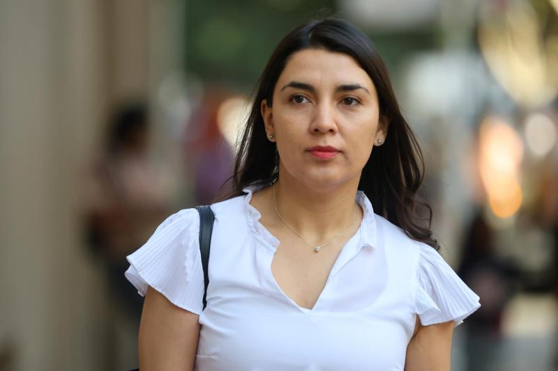 Ministra Marín defiende cambios de gabinete - Aton