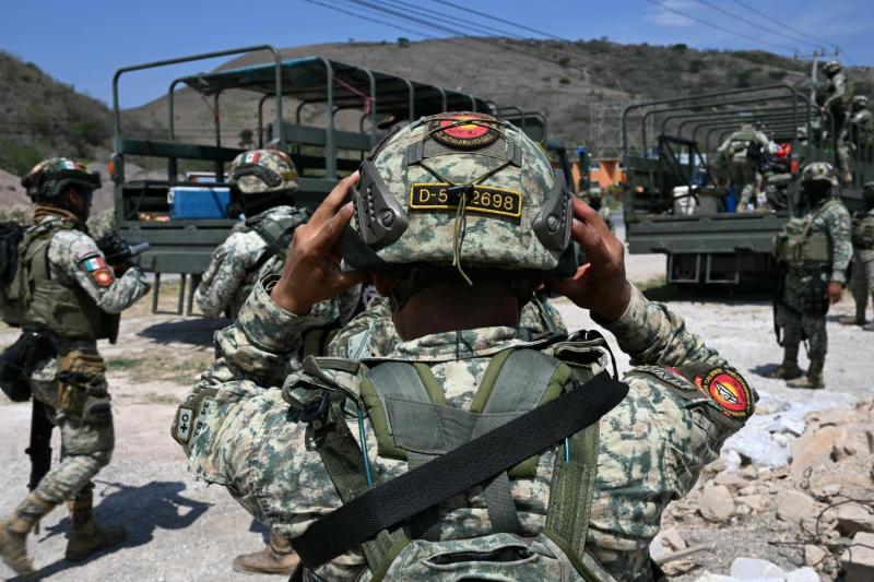 AFP - Captura de narcos desata bloqueos y quema de vehículos en México