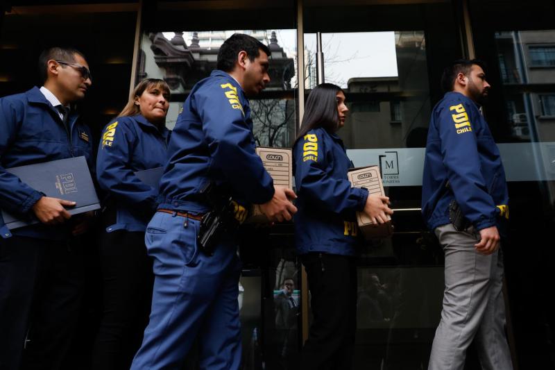 La defensa de SOSER por investigación contra licitaciones - Aton