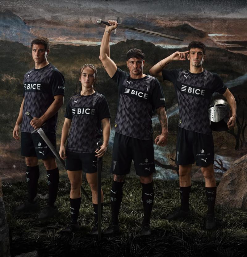 La nueva camiseta de la UC - Cedida