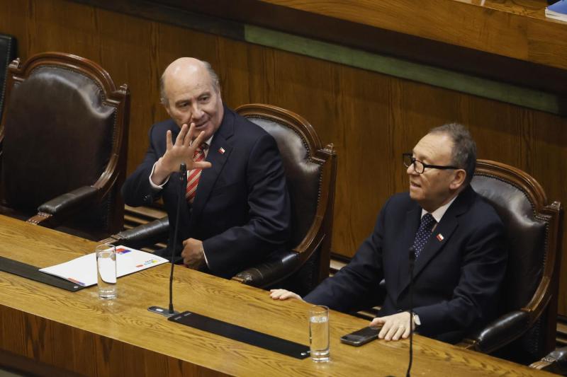 Ministros Quiroz y Ruminot