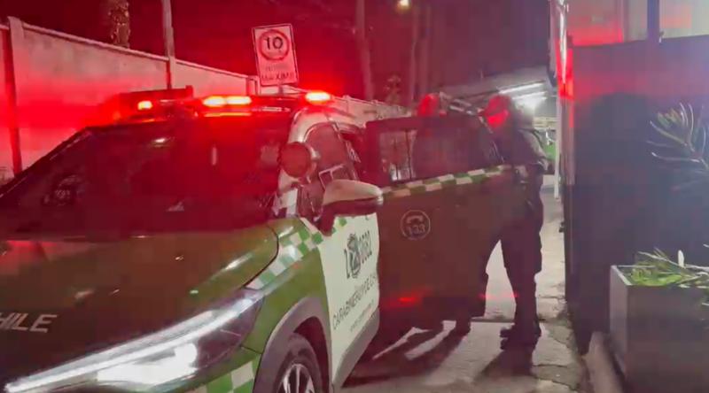 Cuatro detenidos en La Reina: operativo permitió recuperar tres autos robados y máquinas para copiar llaves