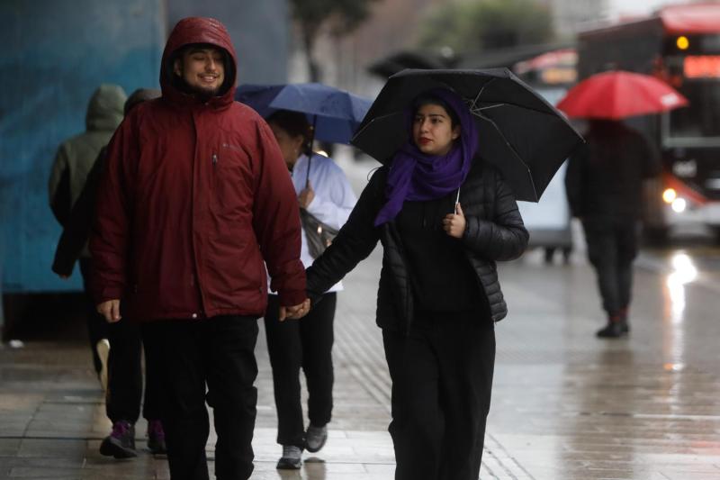 Lluvia en Santiago - Agencia Uno