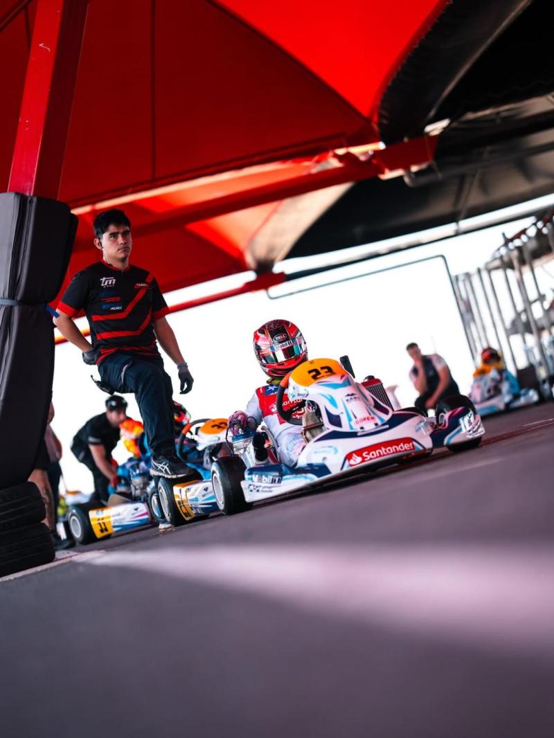 Aún es una niña pero ya tiene ocho años de experiencia en karting y quiere llegar a la Fórmula 1 - Instagram anaisorellanaramos