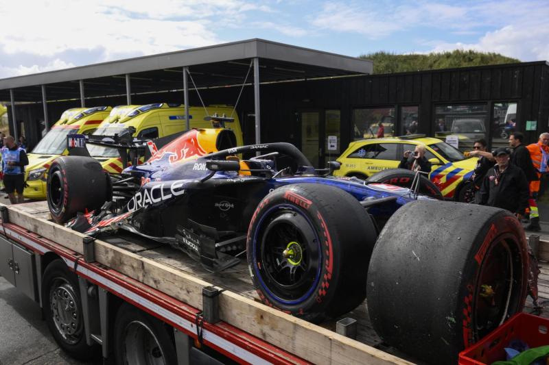 Auto de Verstappen tras el accidente - AFP
