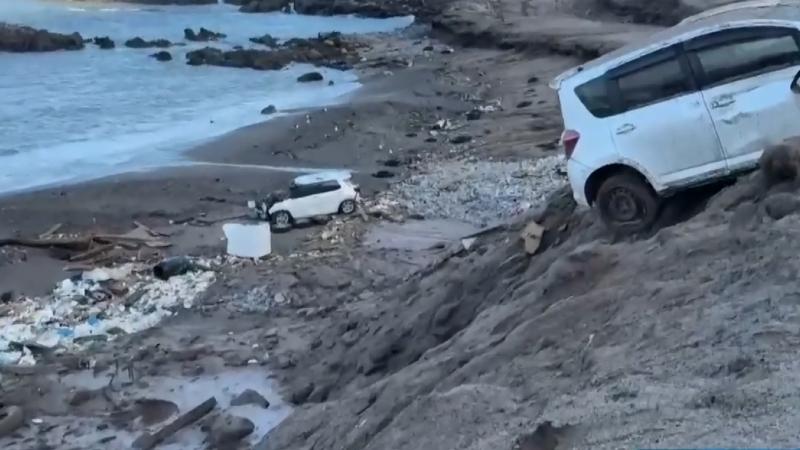 Tu Día - Autos llegaron a la playa en Iquique