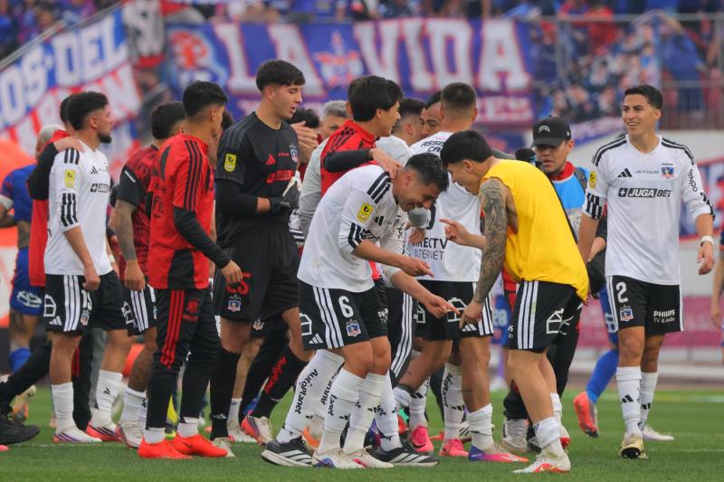 Se registra impacto de bala en casa durante el Superclásico - Photosport
