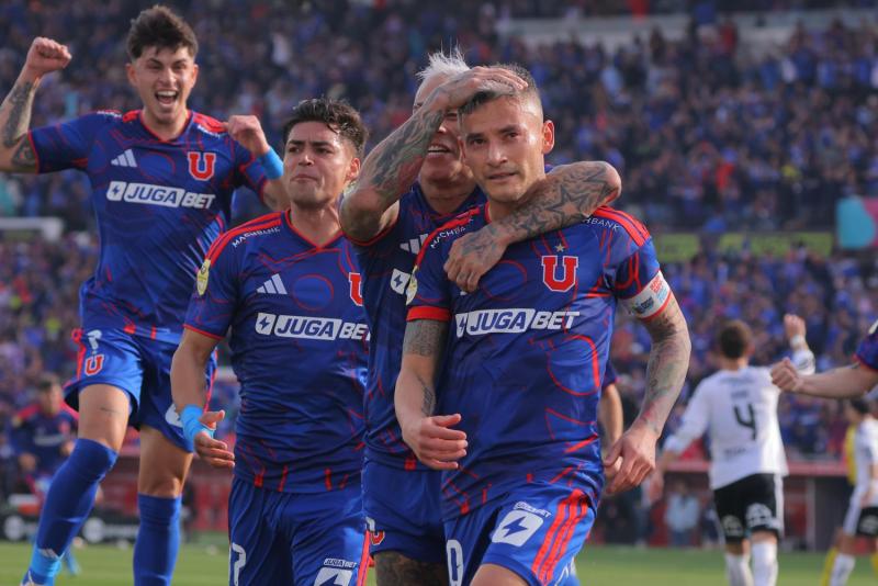 Charles Aránguiz en Universidad de Chile - Photosport