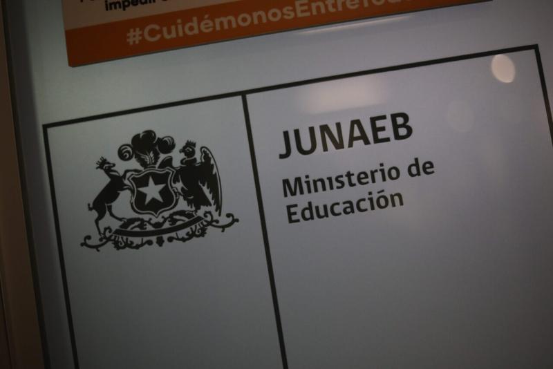 Agencia Uno - Junaeb