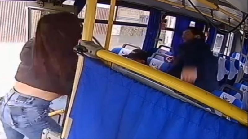 Violenta agresión a conductor de micro en Chillán