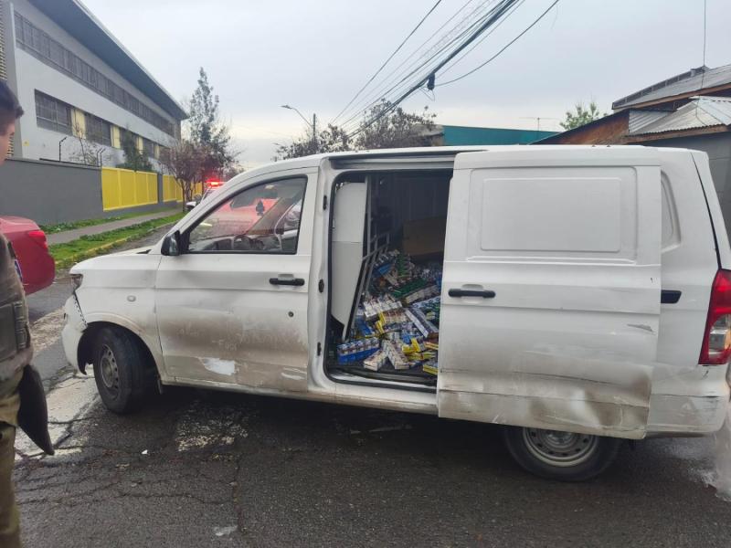 GPS delató a banda tras millonario robo de cigarrillos: recuperan casi 6 mil cajetillas y detienen a cuatro sujetos