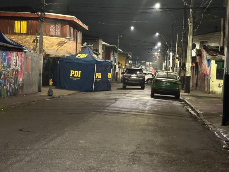 Vecinos escucharon disparos y encontraron a un hombre muerto en plena calle en Pedro Aguirre Cerda