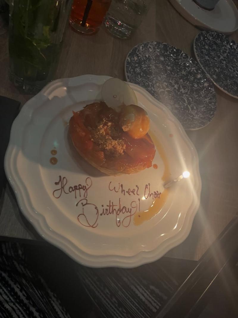 Instagram (Antonia Sinibaldi) - Postre con mensaje cruel