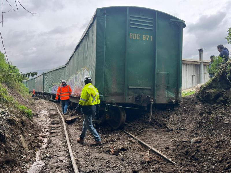 Tren descarrilado en Lota - Matías Mora/T13