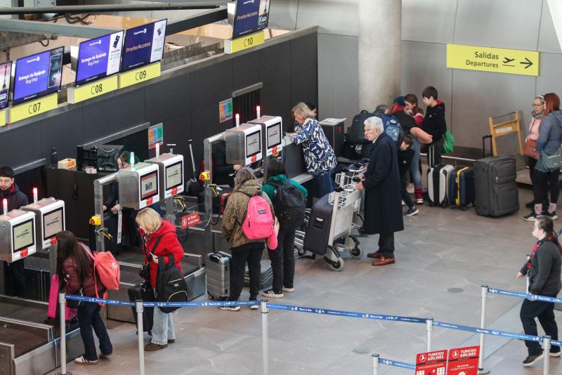 Agencia Uno (archivo) - Travel sale