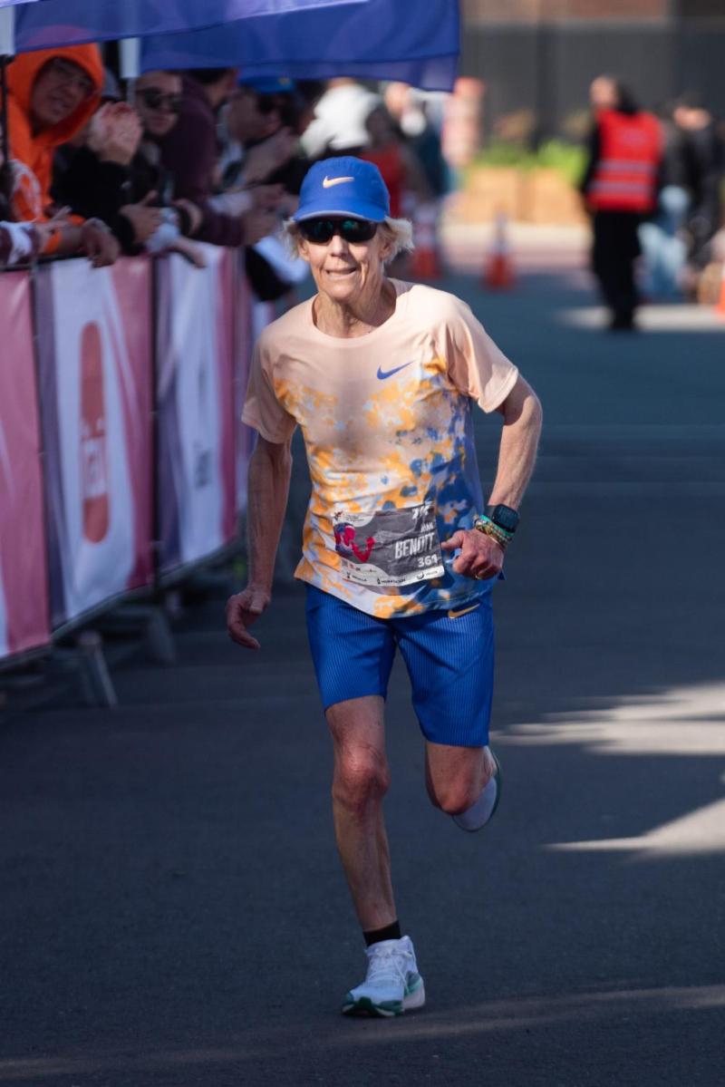 Joan Benoit Samuelson: Primera Campeona Olímpica del Maratón Femenino