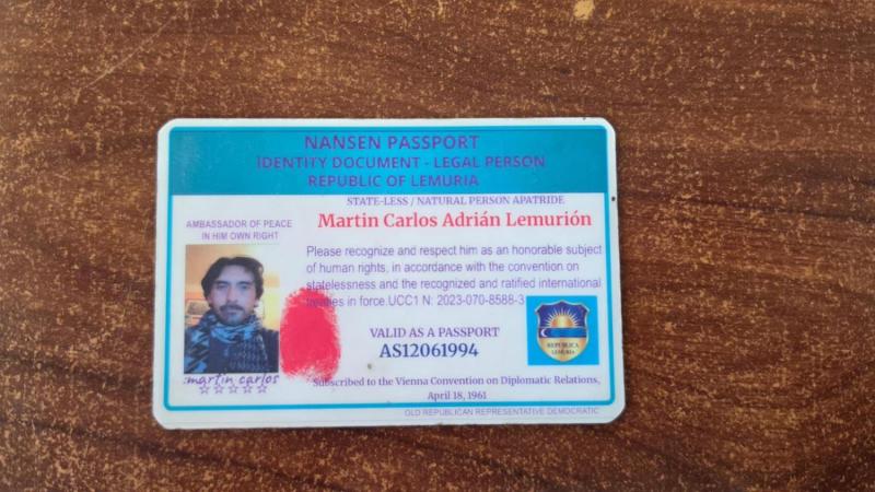 Se identificó como “ciudadano de Lemuria”: Detienen a conductor con patentes y documentos de países ficticios en Ruta 5 Norte