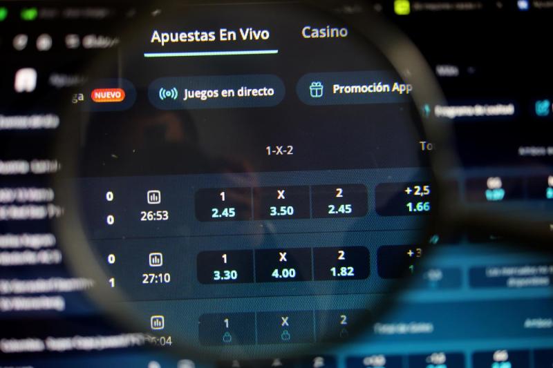 Subtel ordena bloquear 42 sitios de apuestas irregulares - Aton