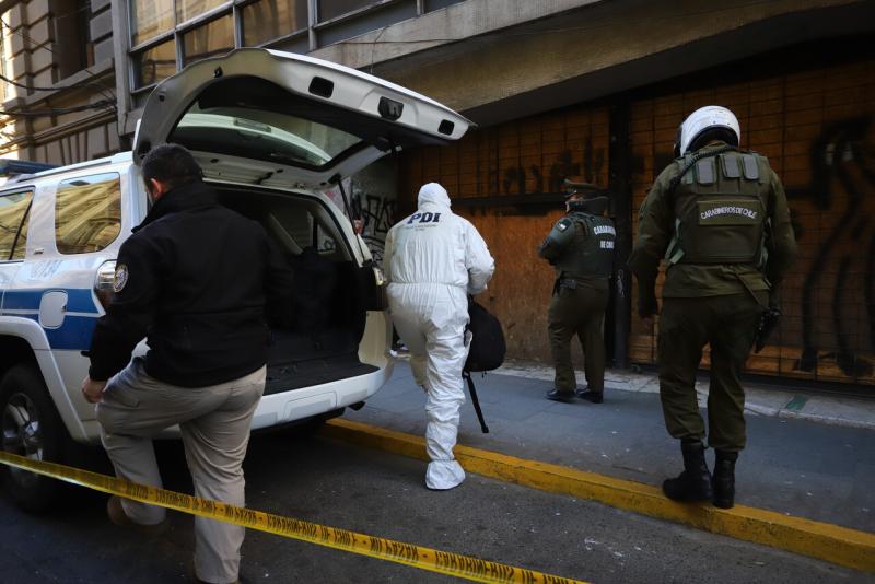 Agencia Uno (archivo) - Millonario robo en banco en Valparaíso