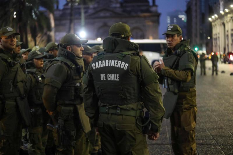 Qué dice el proyecto que endurece sanciones por ofensas contra Carabineros - Agencia Uno