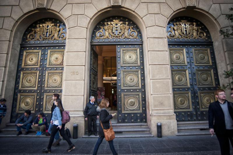 Aton- Ministerio de Hacienda solicitó la renuncia
