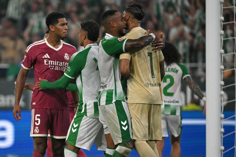 El Madrid cayó ante el Betis de Pellegrini - AFP