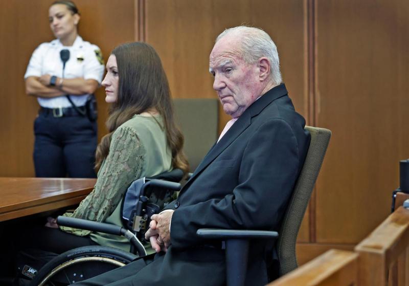 Lindsay Clancy: los dos escenarios que enfrenta tras la anulación de su primer juicio - AFP