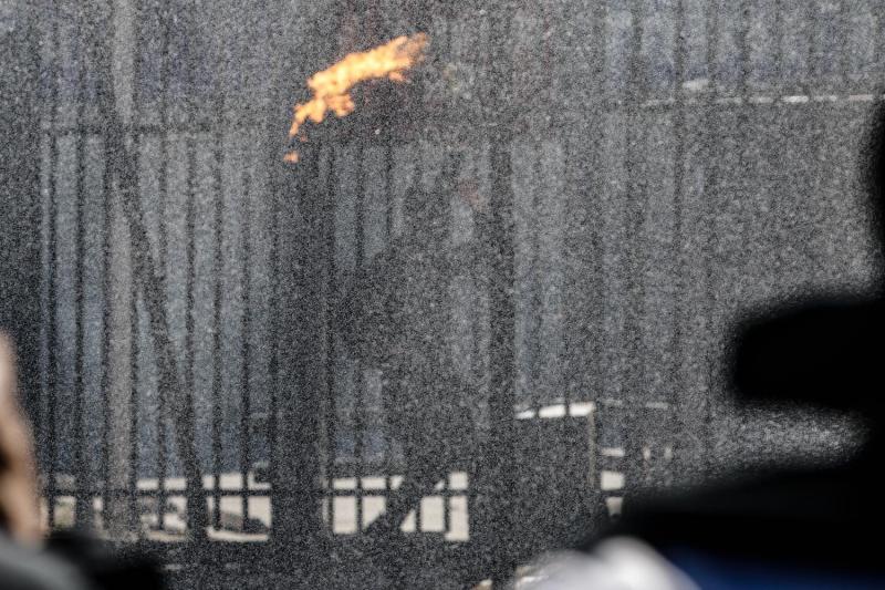 Romería al Cementerio General: Encapuchados lanzaron bombas molotov y hay 37 detenidos - Aton
