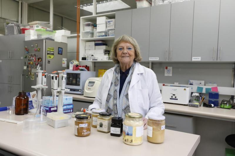 Gloria Montenegro recibe Premio Nacional de Ciencias Aplicadas y Tecnológicas - Cedida
