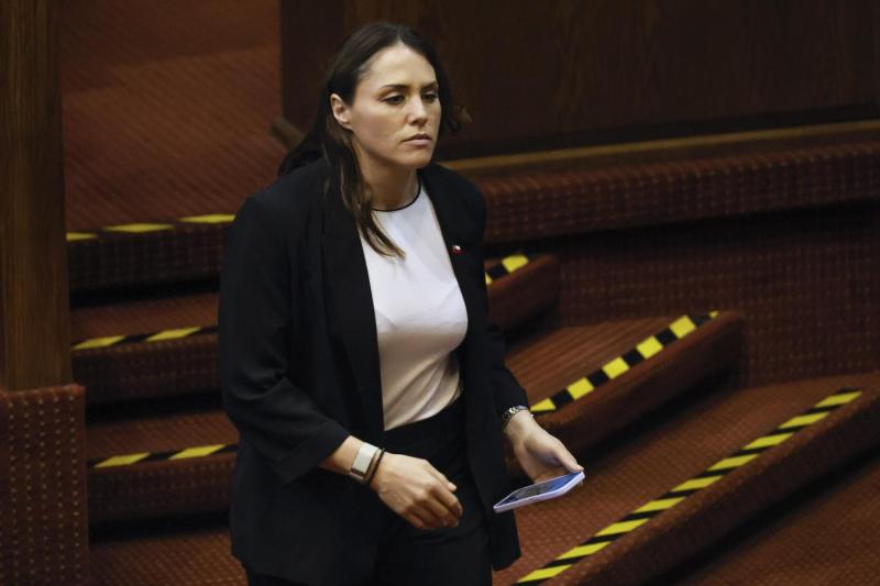 Aton- Duco vuelve a La Moneda como asesora