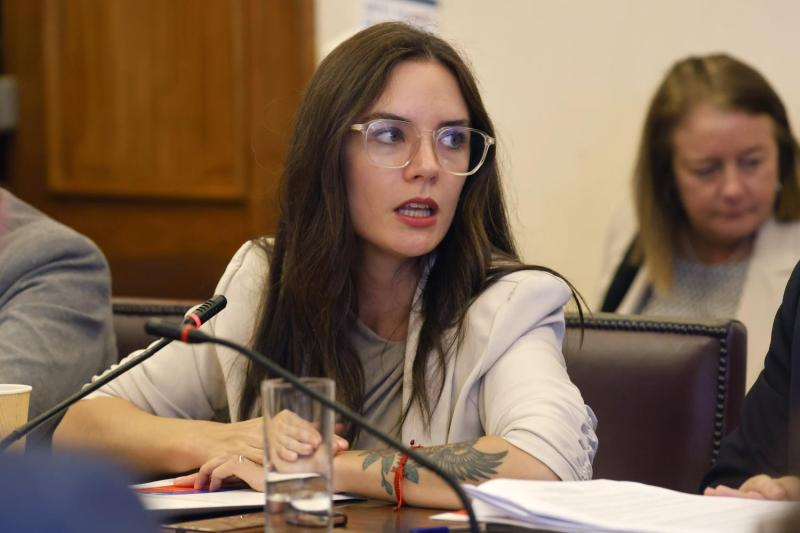 Aton- Camila Vallejo, exvocera del gobierno de Gabriel Boric
